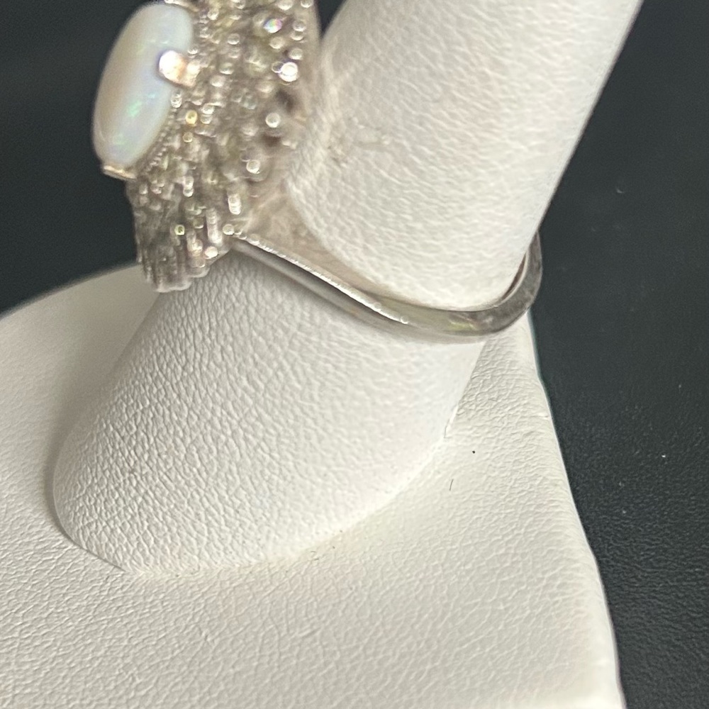 Authentic Opal & Sterling ring - Picture 7 of 7